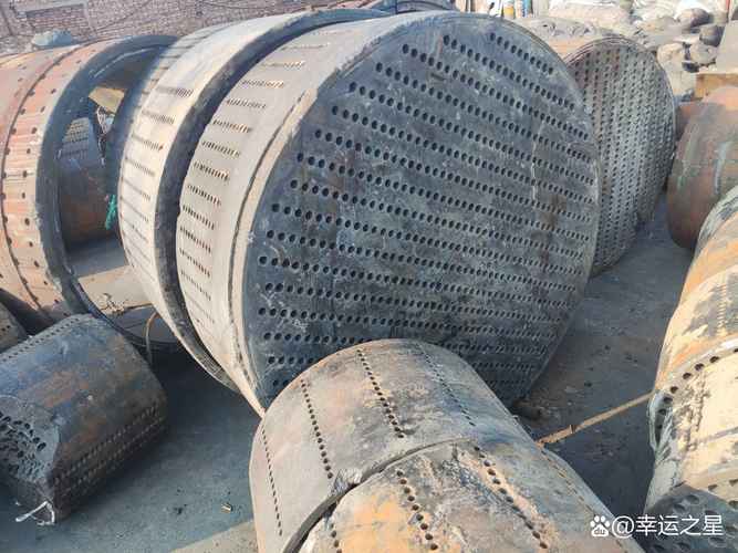 废旧石墨回收厂家18211006525 在资源为王的时代,每一份废旧石墨都是